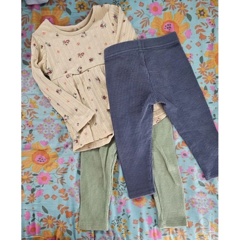 Granamals Size 18 mths yoga pants and matching top